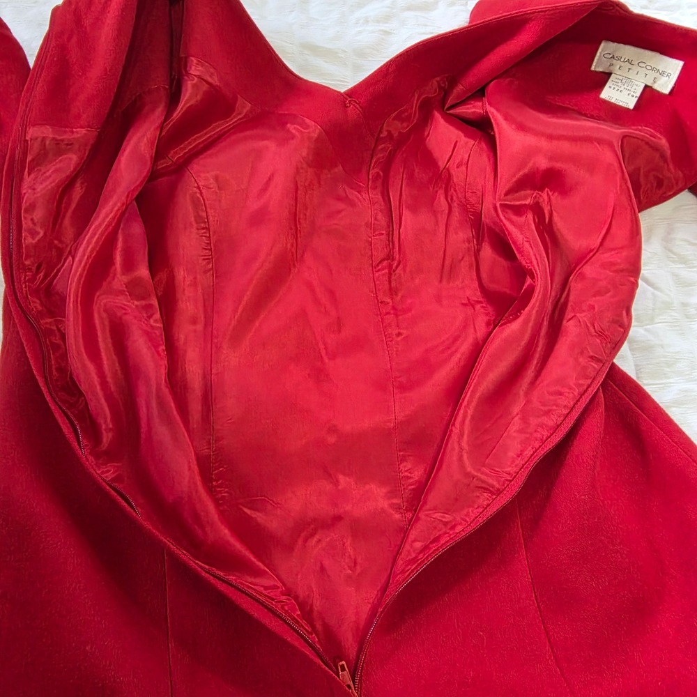 Casual Corner Petite Red Wool Rayon Peplum Sheath Dress Gold Buttons 10P Vintage - Picture 9 of 9